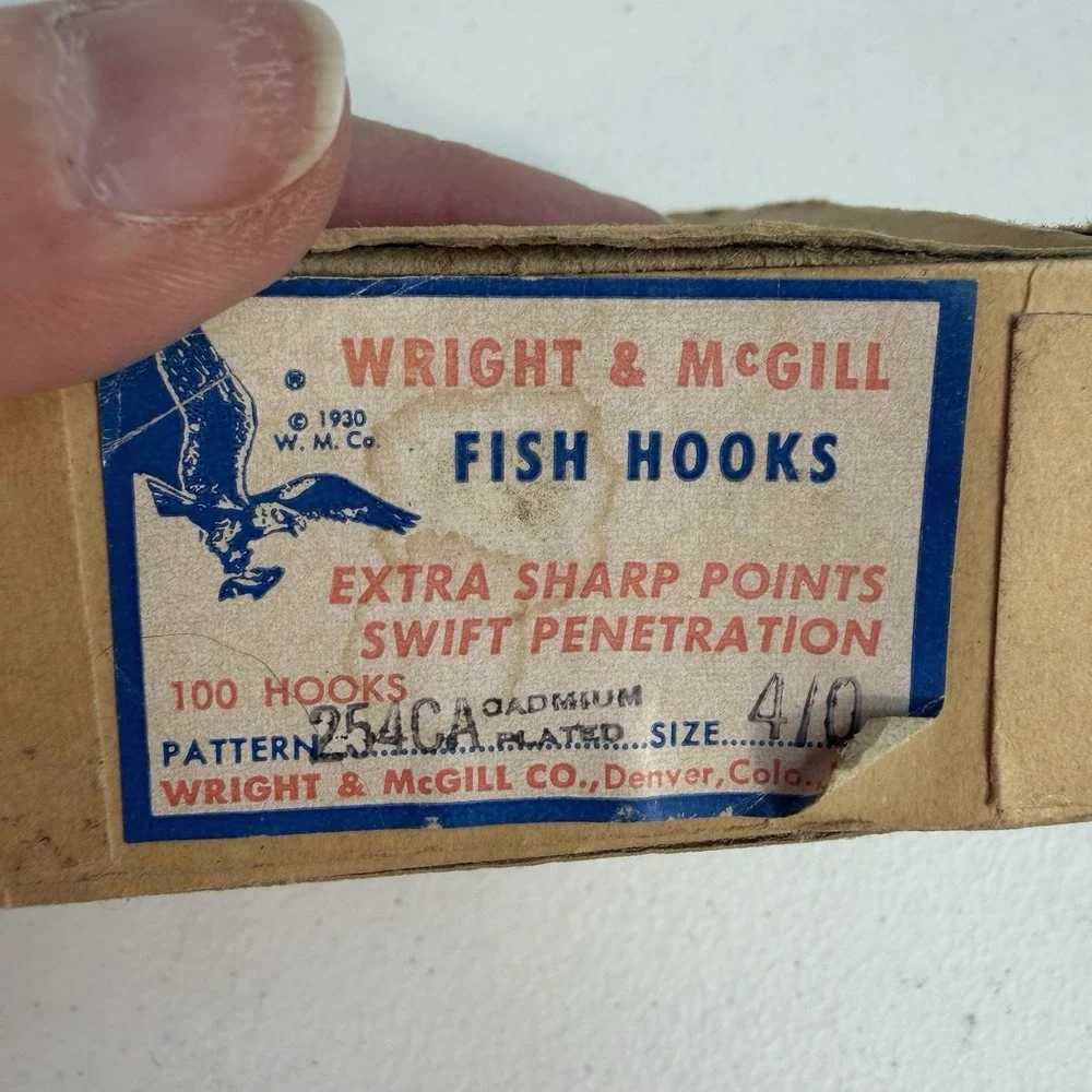 Vtg NOS Wright & McGill Fish‎ Hooks Sz 4/0 Oadium Plated in Box 100 Pieces 254CA